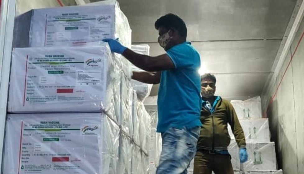 5.65 million Covid-19 vaccine doses to be transported on Day 1: Hardeep Puri