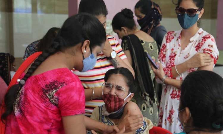India records 44,643 new COVID-19 cases, 464 deaths in a day; 49.53 crore vaccines administered so far