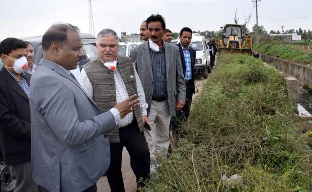 Lt Governor conducts extensive tour of Jammu city, adjoining areas