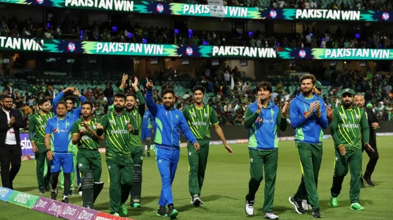 T20 World Cup Semi-final: Pakistan in final after 7-wicket win over New Zealand