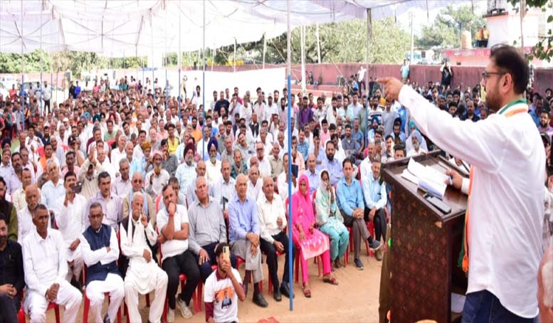 Lt Governor launches ‘Swachhta Pakhwada-2024’, felicitates Safaimitras at Srinagar