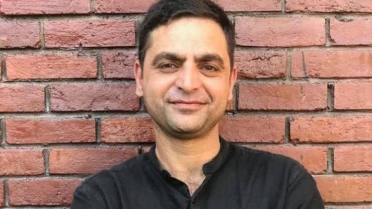 Kashmir journalist Gowhar Geelani booked for social media posts ‘glorifying terrorism’