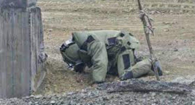 Army destroys IED found on Srinagar-Chowkibal Highway
