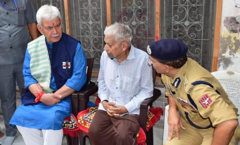 Lt Governor visits family of Martyr Civilian Sh Shashi Abrol in Jammu