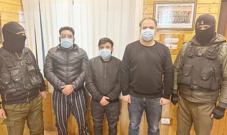 May alter design to complete Zojila tunnet at zero cost escalation: Gadkari