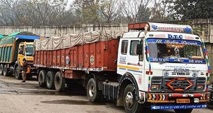 23 vehicles involved in illegal mining across Kathua in last 24 hours