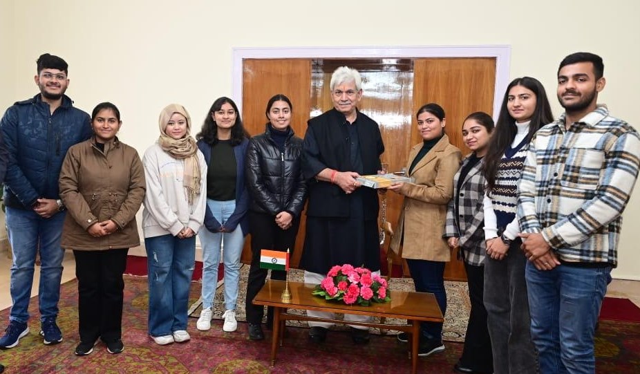 Lt Governor flags-off a batch of students from SKUAST-Jammu on an exposure cum training programme to Kansas State University, USA