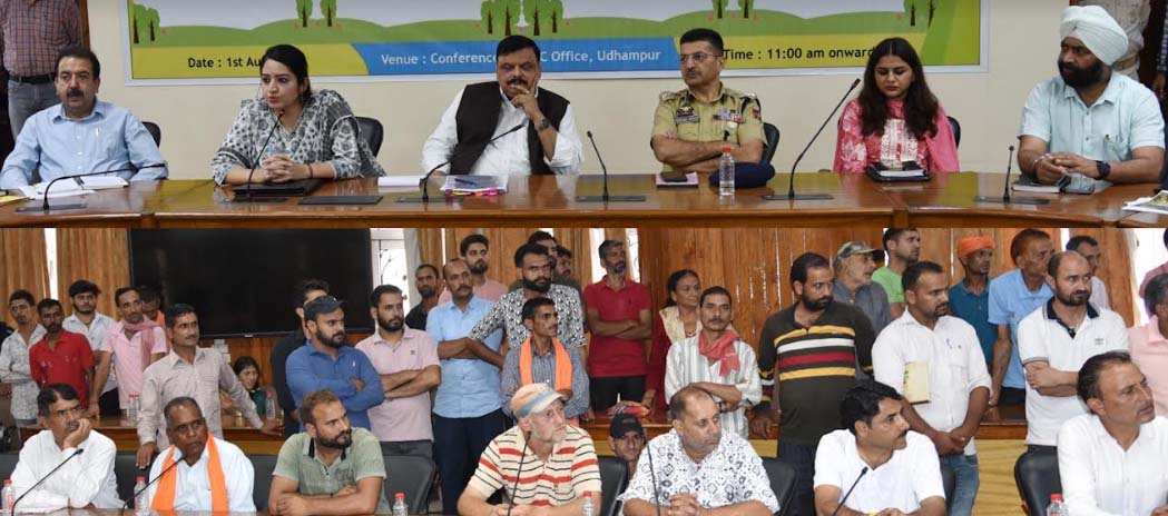 Pr. Secy HED reviews Higher Education sector in Udhampur district