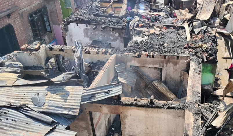 Two factory units gutted in fire mishap in Sopore