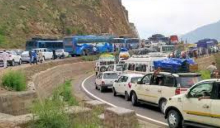 Mudslides lead to closure of Srinagar-Jammu national highway
