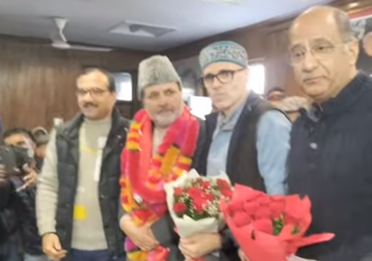 Former MLA from Baramulla Javid Baig joins National Conference