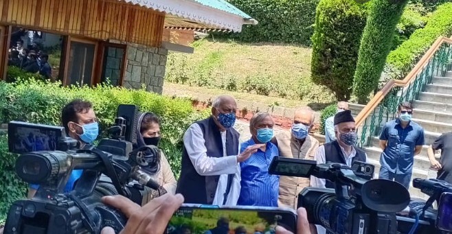 After APM, PAGD to hold fresh deliberations tomorrow at Farooq Abdullah’s Gupkar residence