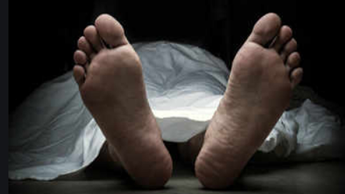 SMG officers, employees condole sad demise of Hakim Muzaffar
