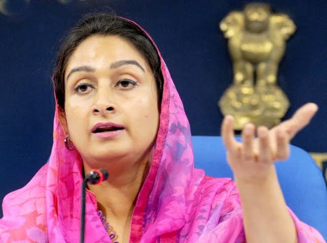 Union Minister Harsimrat Kaur resigns over alleged anti-farmer bills
