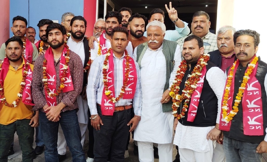 Sadhotra slams Chugh for his political naivety, lack of understanding about J&K