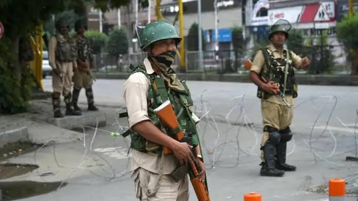 Police file FIR after Hizbul Mujahideen letter warns political leaders in Jammu