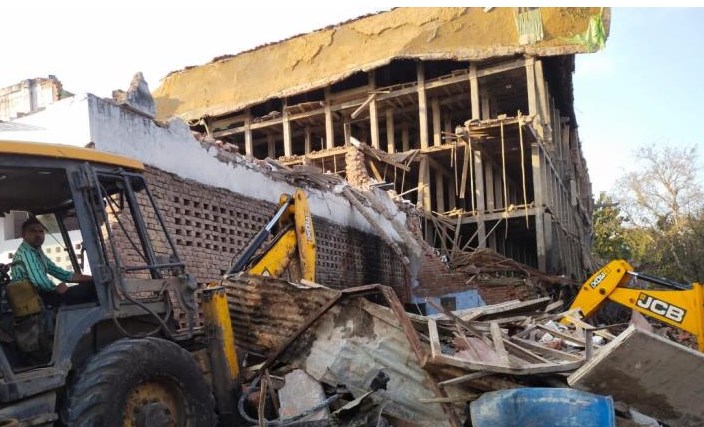 Seven workers from Udhampur, Ramban die as building collapses in Uttar Pradesh