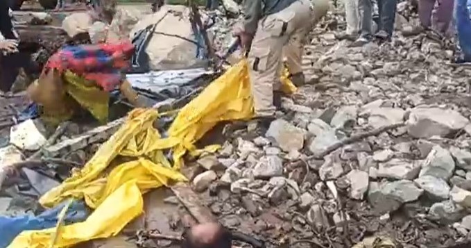 Livestock, makeshift tent swept away after cloudburst near Jawahar Tunnel