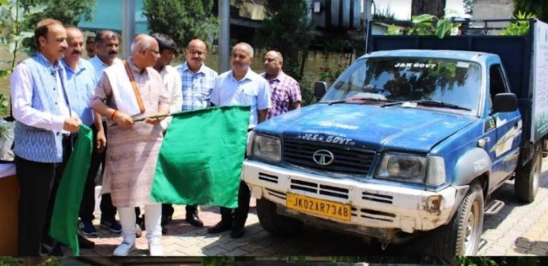 Mayor Jammu, PCCF launch Greening Jammu Campaign   