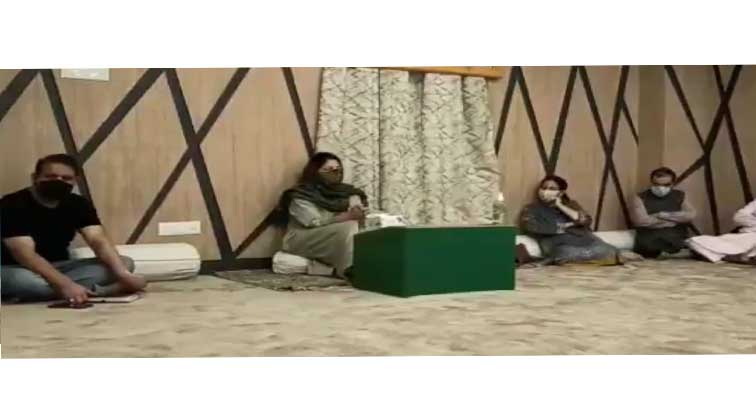 Mehbooba Mufti holds PDP meeting in Srinagar after meet with PM Modi