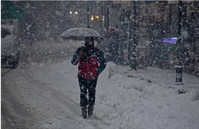 MeT predicts light to moderate rains, snow from March 12 to 14