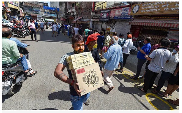 "States Should Consider Home Delivery Of Liquor," Suggests Supreme Court