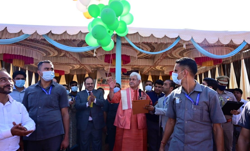 Lt Governor inaugurates 1st J&K Chancellor's Athletic Meet at IUST