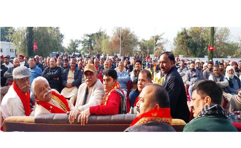 Over 4,100 pilgrim leave Jammu base camp to join Amarnath Yatra
