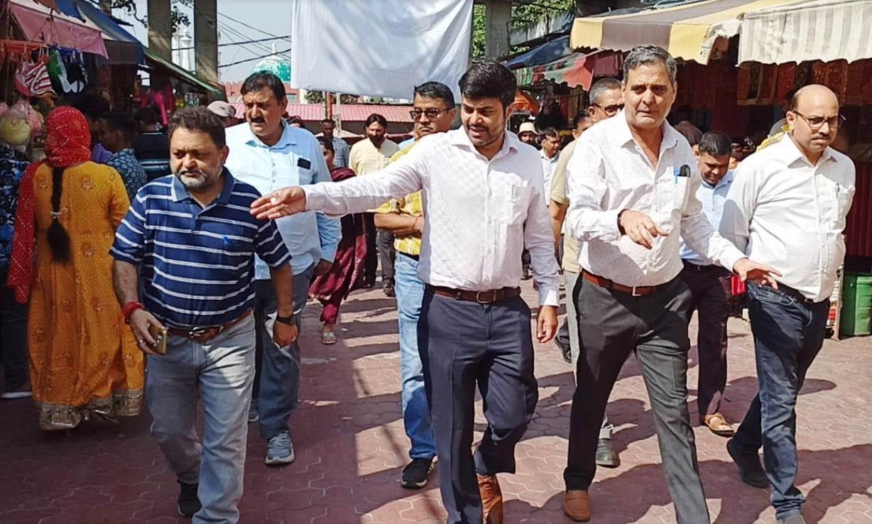 Dhok Defence Committee member shot at by gunmen in Doda