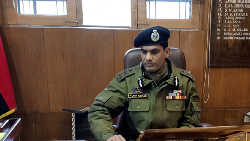 Security lapse in Sopore attack: PSOs should have retaliated to repulse militant attack, says IGP Kashmir Vijay Kumar