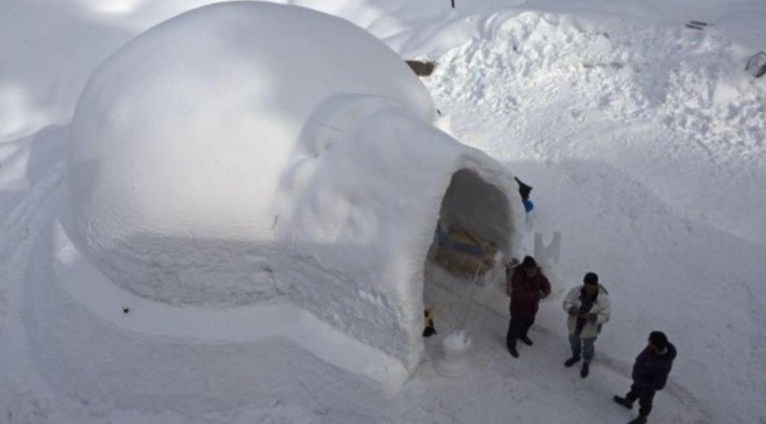 Igloo Cafe Becomes New Attraction For Tourists At J-K's Gulmarg