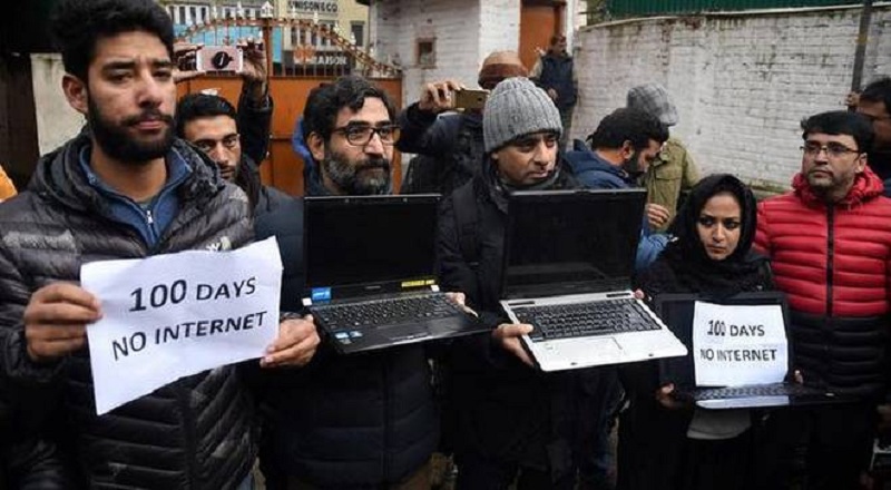 Internet ban to prevent terror acts on dark web justified: Centre to SC on Kashmir 