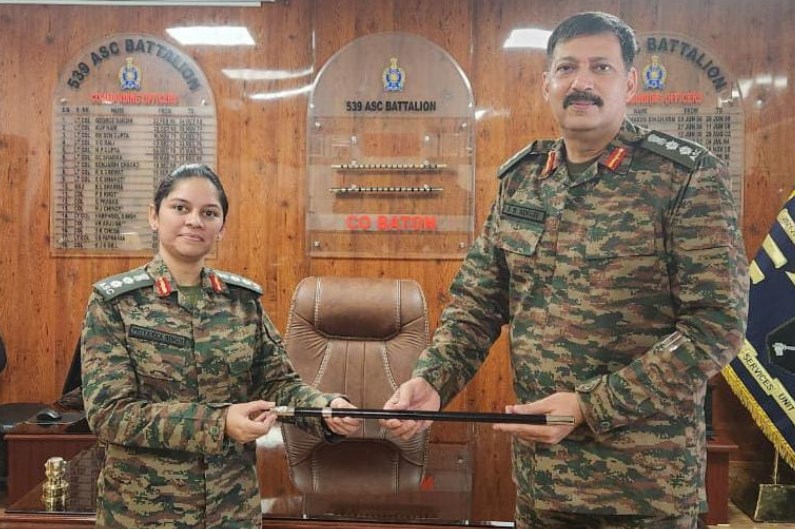 Army congratulates first woman commanding officer 