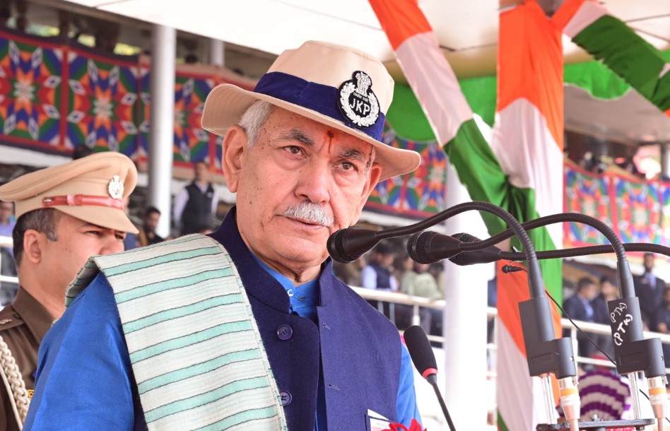 LG Sinha directs immediate Financial Assistance for the Victims of Gagangir Terrorist Attack
