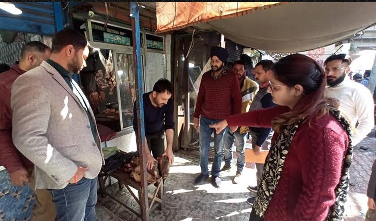 JMC team inspects mutton shops in city areas ahead of MahaShivratri festival
