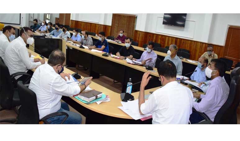 DC Jammu reviews working of Revenue Department