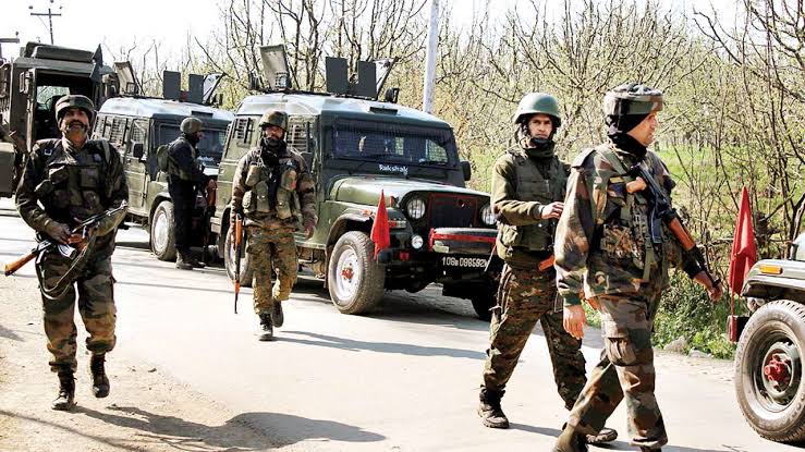 Jawan abducted from Kulgam, vehicle set ablaze; Massive search operation launched