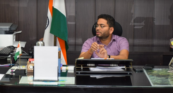 DM Jammu bans sale of plastic, nylon kite flying thread