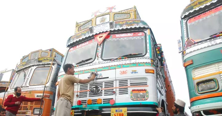 Air conditioning system will be mandatory in truck cabin, Modi government approved the draft