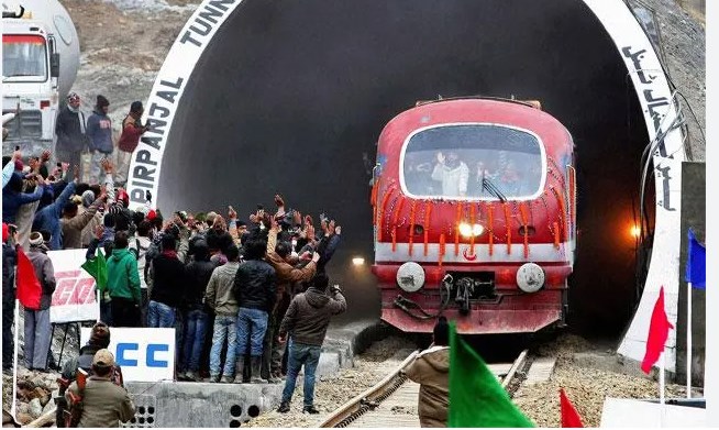 Ramban People thank Prime Minister for extending Railway connectivity to Sangaldan via Khari, Sumber