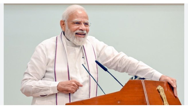 “The one who gets scared cannot be Modi”: PM’s Jibe at Congress