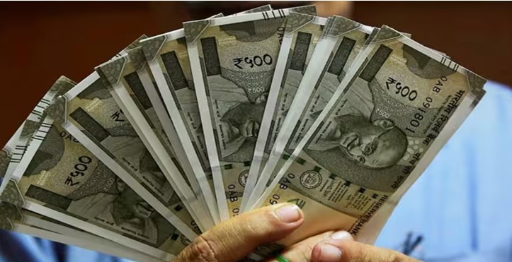 Centre announces new pension scheme, employees to get assured minimum fund