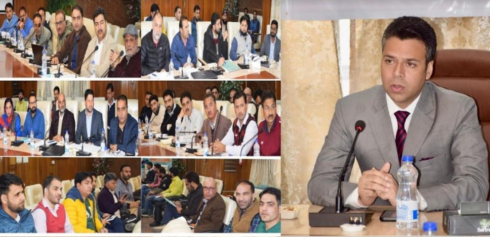 RO 02-Srinagar PC reviews preparations in all 18 Assembly segments