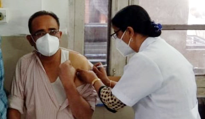 Rohit Kansal gets first jab of Covid-19 vaccine at Gandhi Nagar Hospital