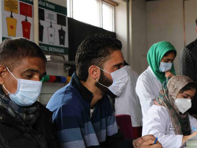 J&K reports 5th Covid-19 death, 19 fresh cases, Total surges to 333 in J&K