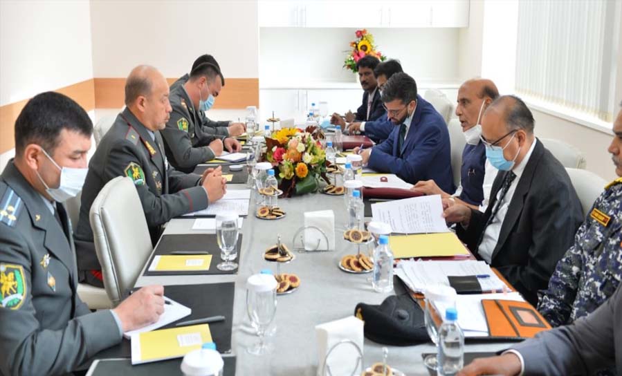 Can't Lose An Inch Of Territory: China Statement After Rajnath Singh Meet