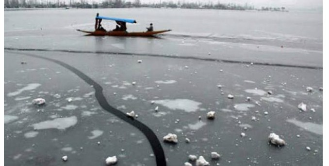 At minus 8.8, Srinagar records lowest minimum temperature in 30 years