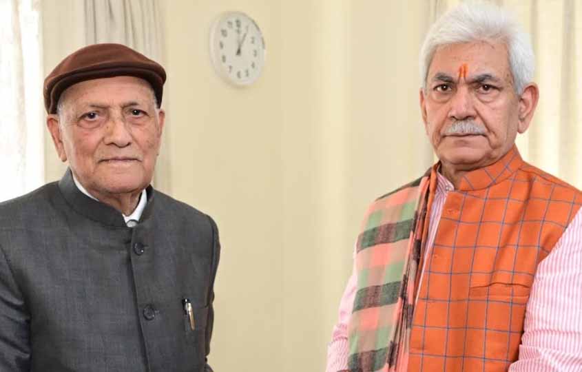 Padma Shri Dr K N Pandita, Youth representing J&K at World Youth Festival call on Lt Governor