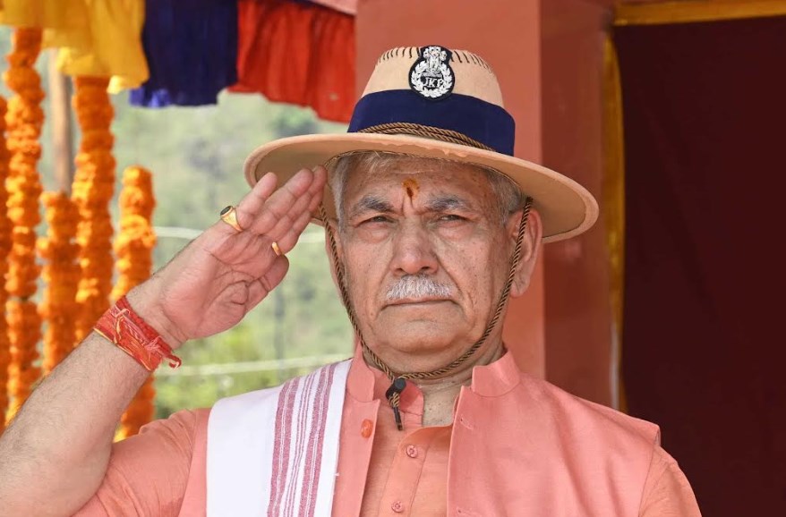 J&K Police have always shown high level of professional excellence under extremely challenging circumstances: LG Sinha