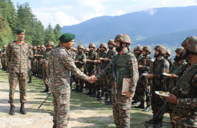J&K: Army commander reviews anti-terror operations in Chenab valley